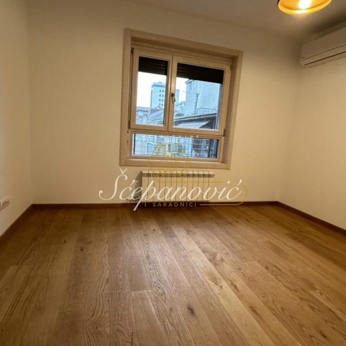 Stan Prodaja Beograd Hram Svetog Save 128 m2