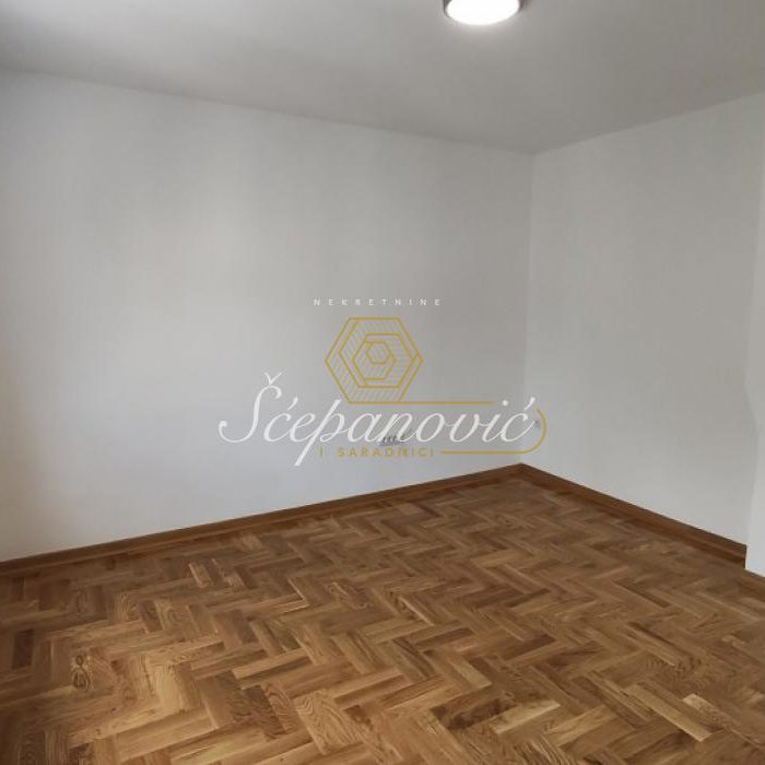 Stan Prodaja Novi Sad  49 m2
