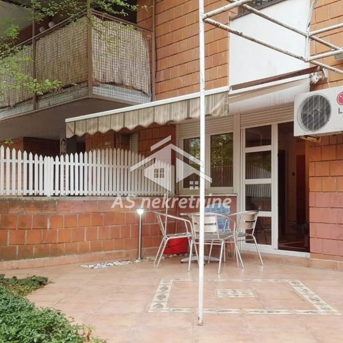 Trosoban stan za izdavanje, Bežanijska Kosa 1, Beograd, 70m², 800 €/mes