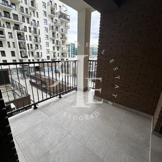 Trosoban stan na prodaju, Tošin Bunar, Beograd, 84m², 335.840 €