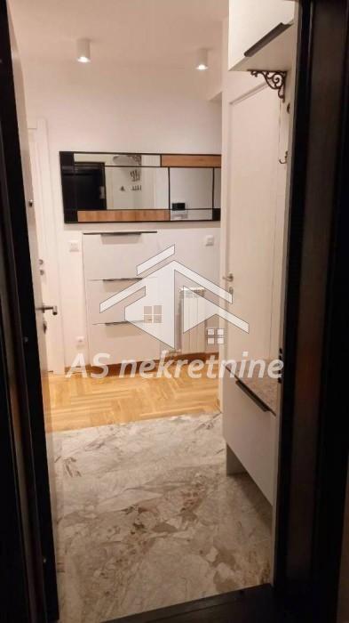 stanovi-prodaja-beograd-HeiJWwcrd2 Trosoban stan za izdavanje, Kalenić Pijaca, Beograd, 65m², 1.200 €/mes