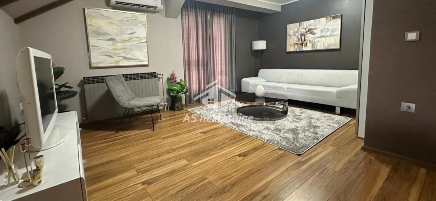 Dvosoban stan za izdavanje, Filmski Grad, Beograd, 60m², 700 €/mes