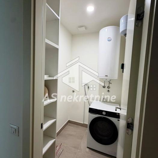 Trosoban stan za izdavanje, Blok 64, Beograd, 78m², 2.000 €/mes