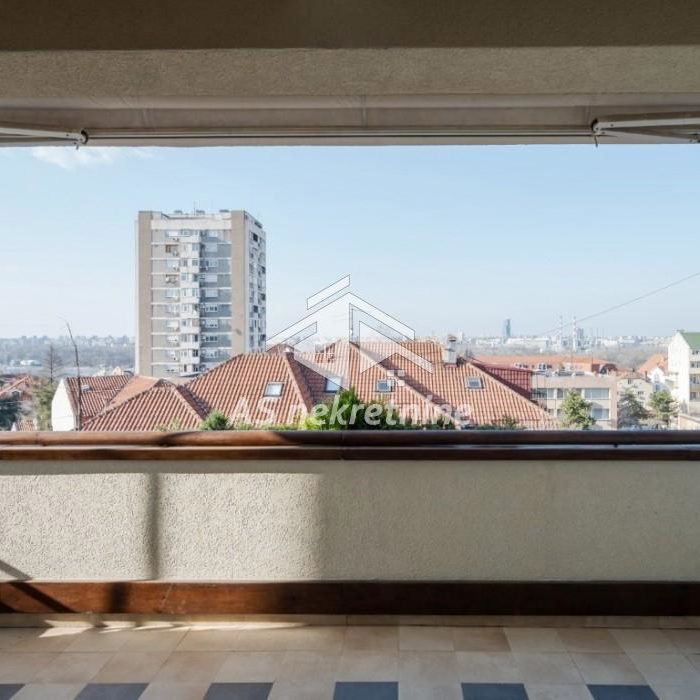 Trosoban stan na prodaju, Banovo Brdo, Beograd, 150m², 480.000 €