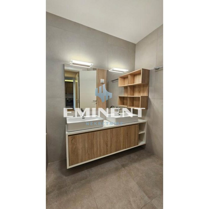 Stan Prodaja Beograd Blok 65 70 m2