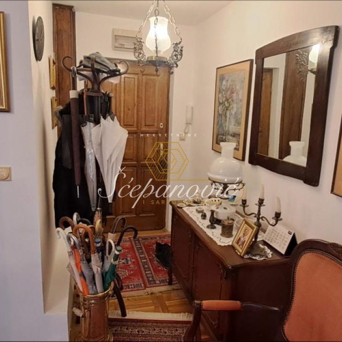 Stan Prodaja Novi Sad  65 m2