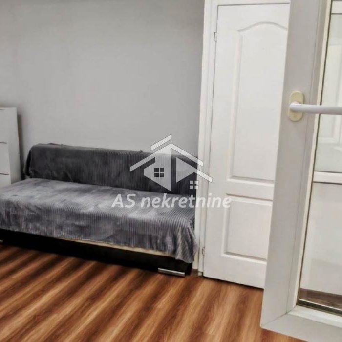 Stan Prodaja Beograd Karaburma 25 m2