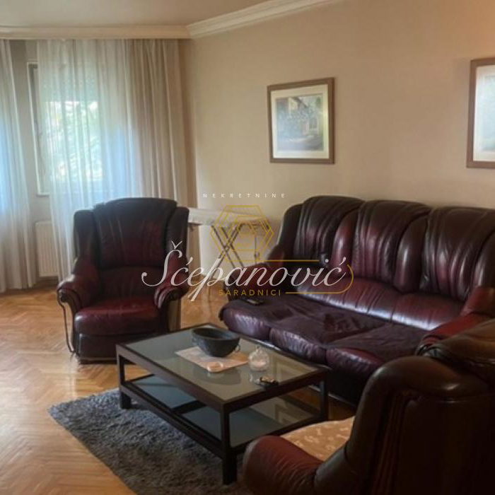 Trosoban stan na prodaju, Grbavica, Novi Sad, 91m², 240.000 €