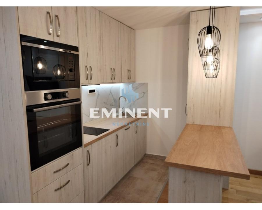 Stan Izdavanje Beograd Stan Izdavanje Beograd Dimitrija Tucovića 84 m2