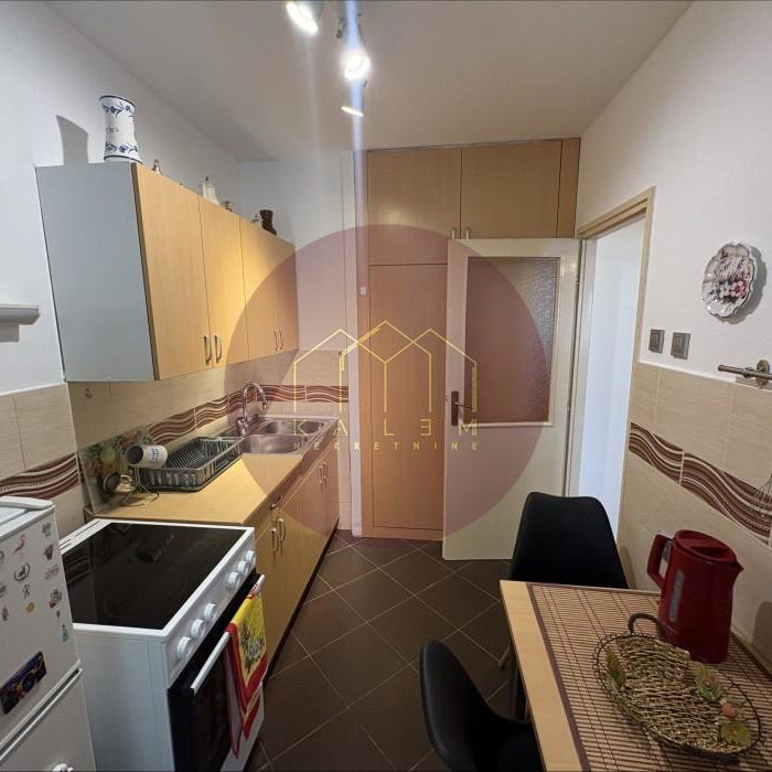 Stan Izdavanje Beograd 27. Marta 42 m2