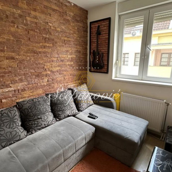 Stan Prodaja Novi Sad  33 m2