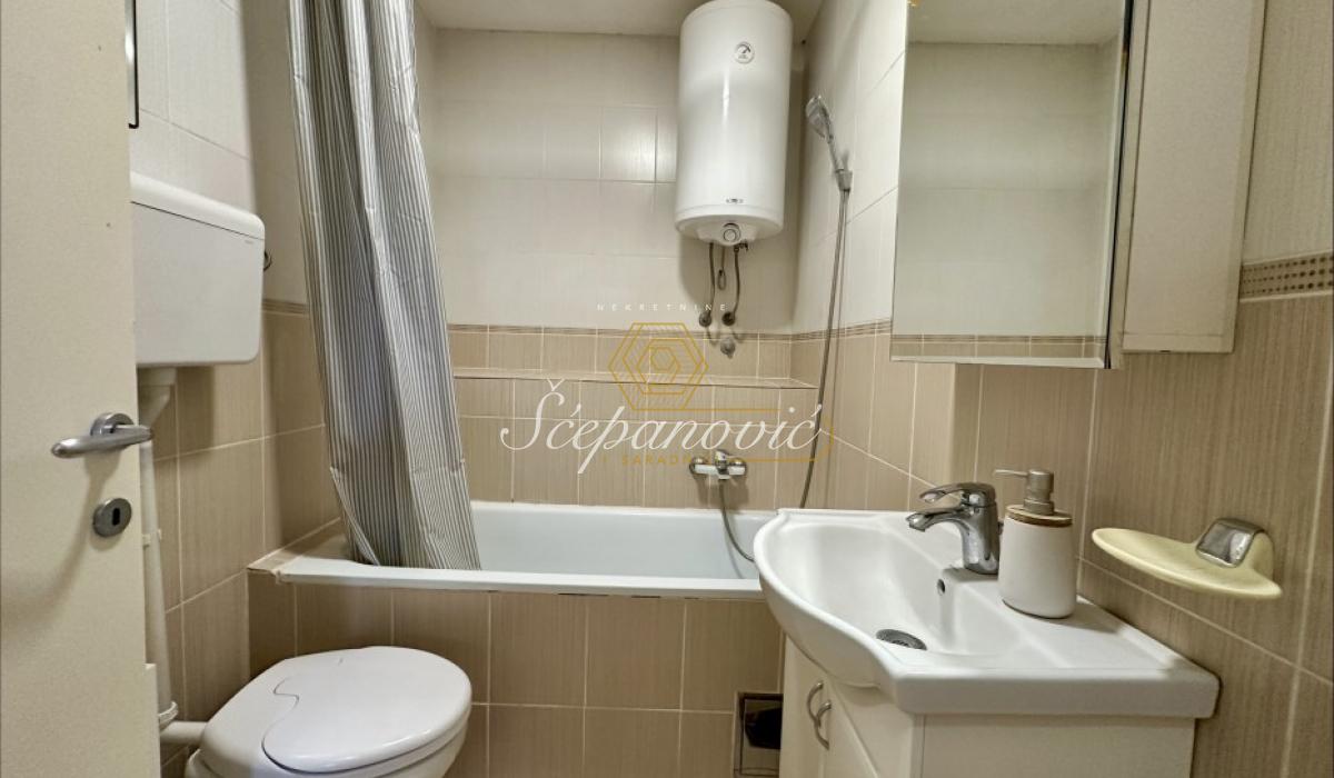 stanovi-prodaja-beograd-SM1aDTeocD Trosoban stan na prodaju, Grbavica, Novi Sad, 75m², 195.000 €