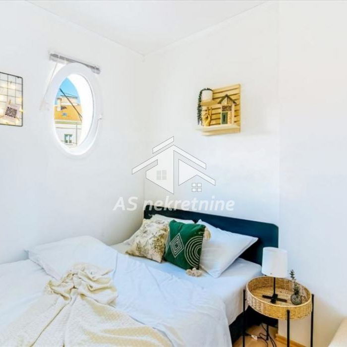Trosoban stan za izdavanje, Skadarlija, Beograd, 50m², 850 €/mes