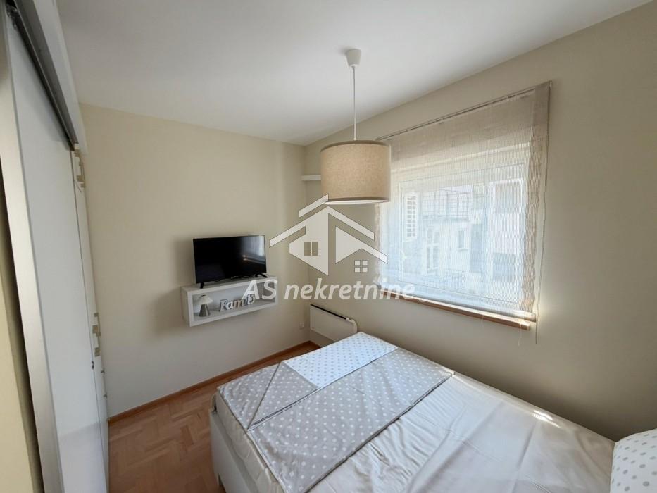 Dvosoban stan za izdavanje, Hram Svetog Save, Beograd, 54m², 2. sprat, 850 €/mes