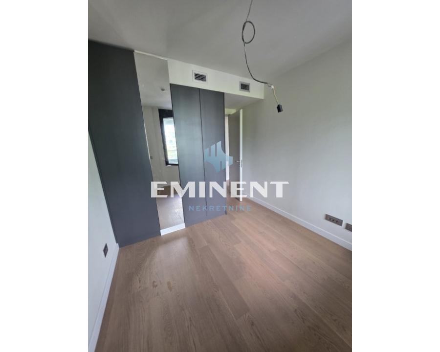 Stan Izdavanje Beograd Blok 65 80 m2