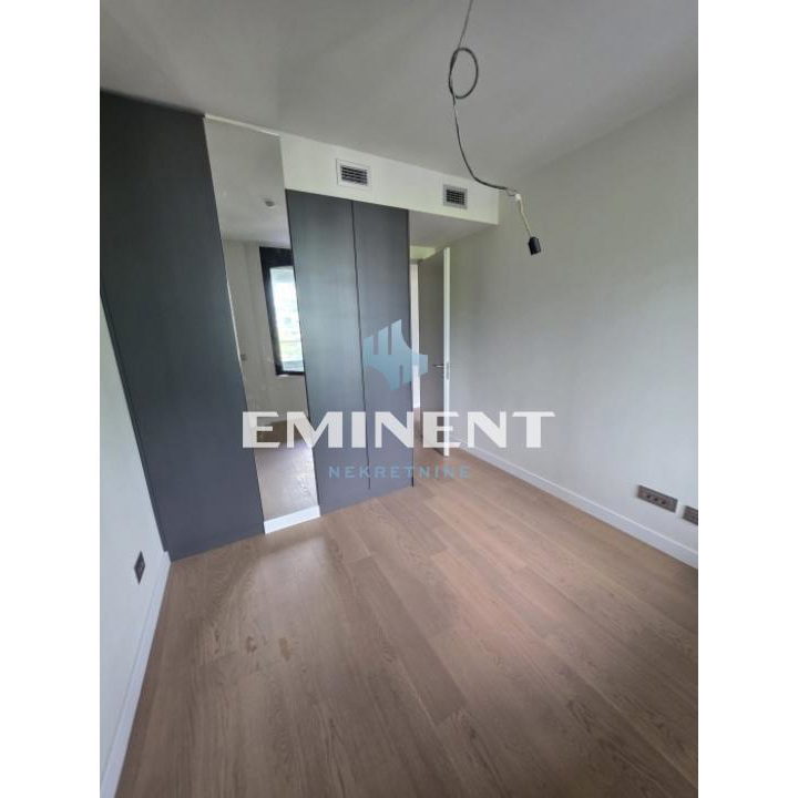 Stan Izdavanje Beograd Blok 65 80 m2