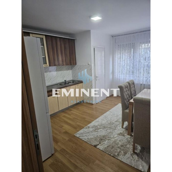 Stan Izdavanje Beograd Kalenić Pijaca 60 m2