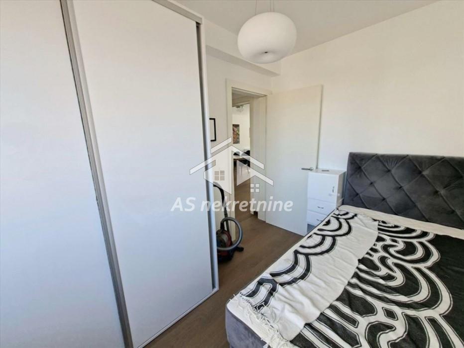 stanovi-prodaja-beograd-XVdk2SKfLw Četvorosoban stan za izdavanje, Tašmajdan, Beograd, 80m², 1.800 €/mes