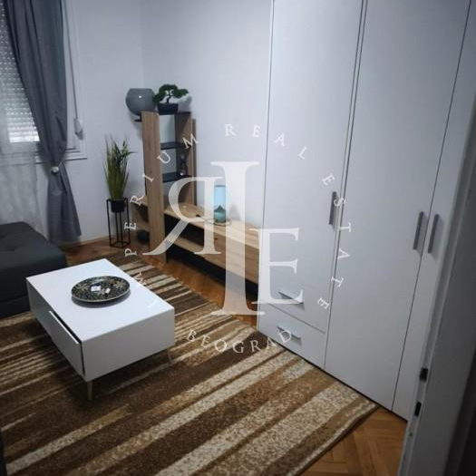Stan Prodaja Beograd Karaburma 60 m2