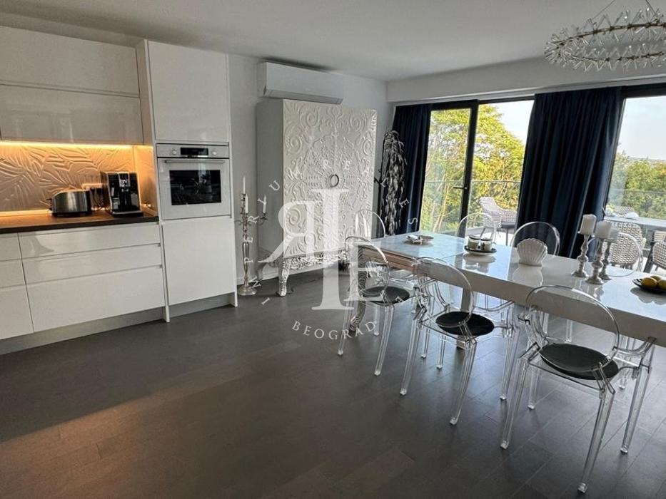 Kuća Prodaja Beograd Ralja 270 m2