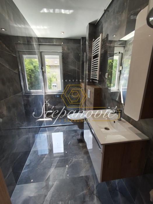 stanovi-prodaja-beograd-bN3l32Moll Trosoban stan na prodaju, Grbavica, Novi Sad, 49m², 151.900 €