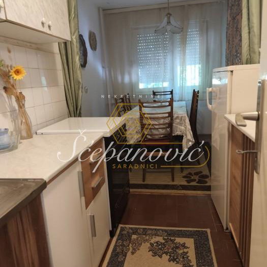 Stan Izdavanje Novi Sad  79 m2