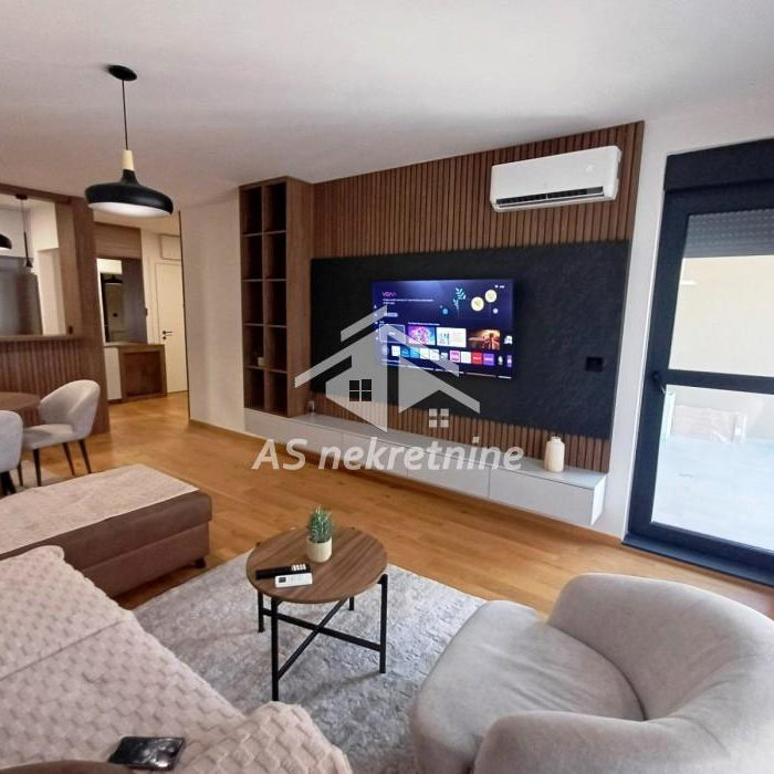 Stan Izdavanje Beograd Hala Pionir 58 m2