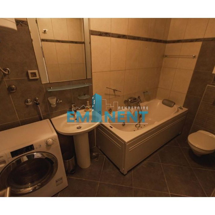 Dvosoban stan za izdavanje, Čubura, Beograd, 47m², 750 €/mes