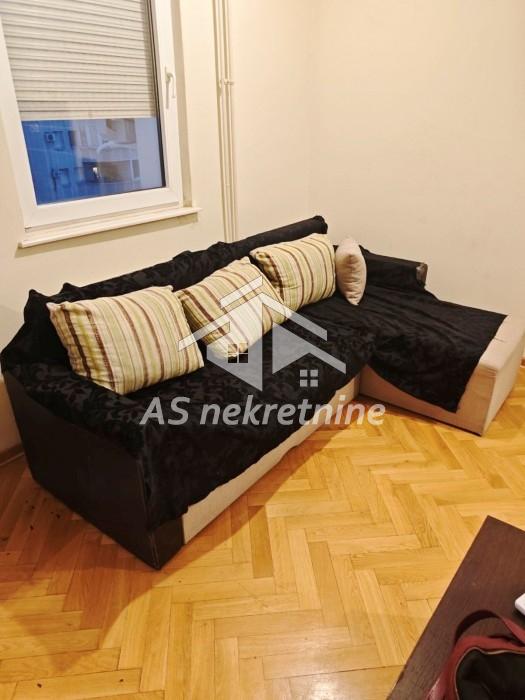 Stan Izdavanje Beograd Blok 22 28 m2