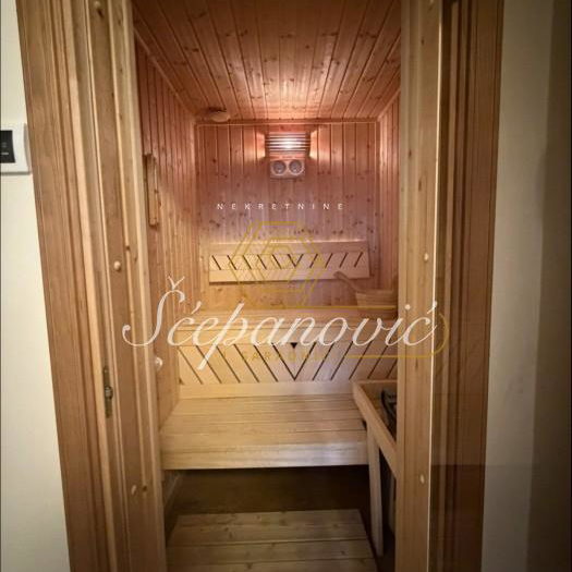 Stan Prodaja Novi Sad  110 m2