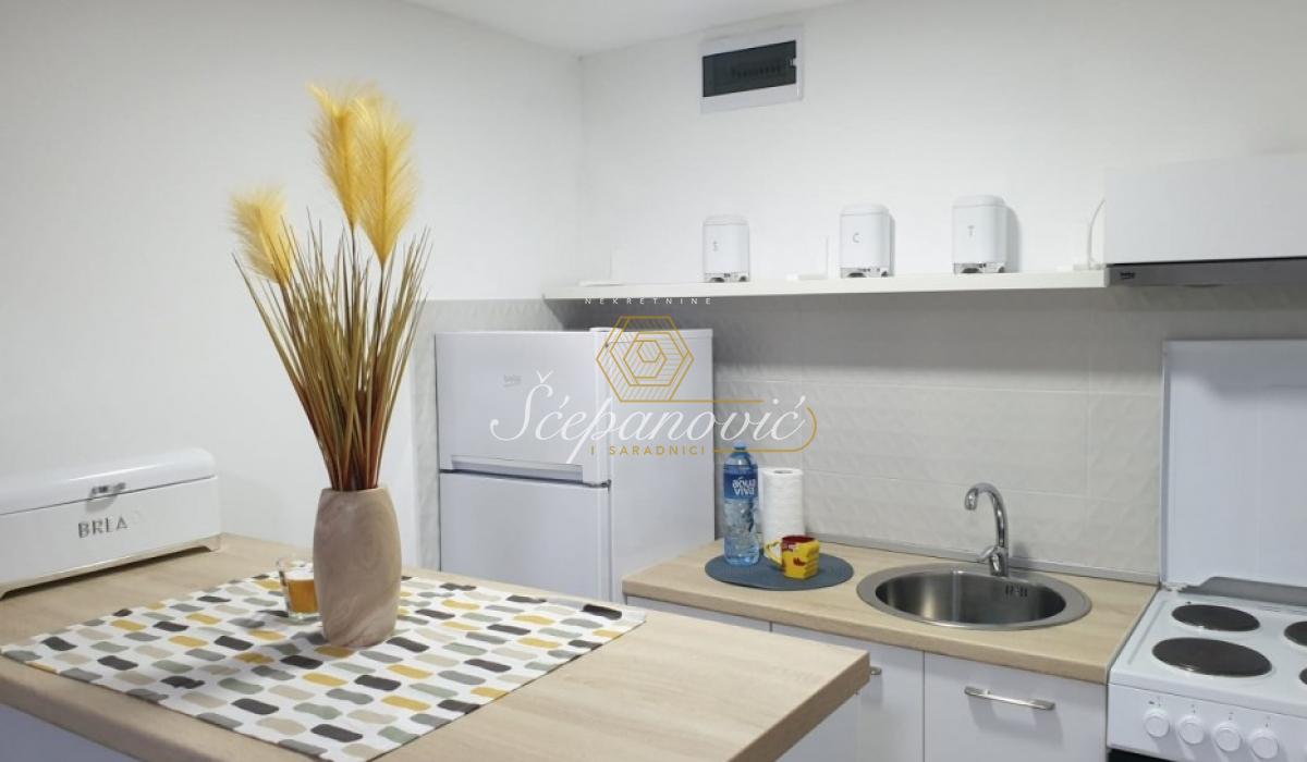 Stan Prodaja Novi Sad  24 m2