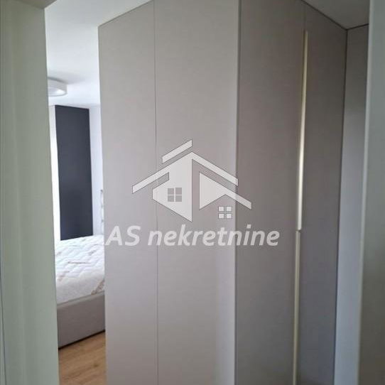 Četvorosoban stan za izdavanje, Blok 65, Beograd, 105m², 10. sprat, 2.100 €/mes