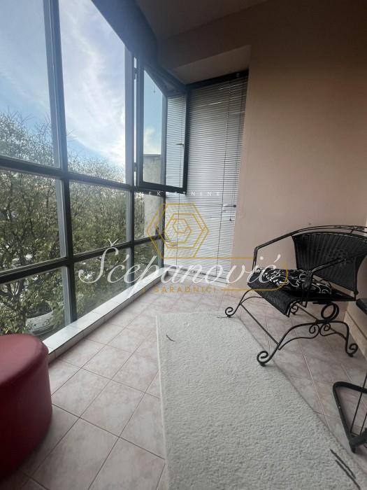 Trosoban stan na prodaju, Bulevar Oslobođenja, Novi Sad, 85m², 246.500 €