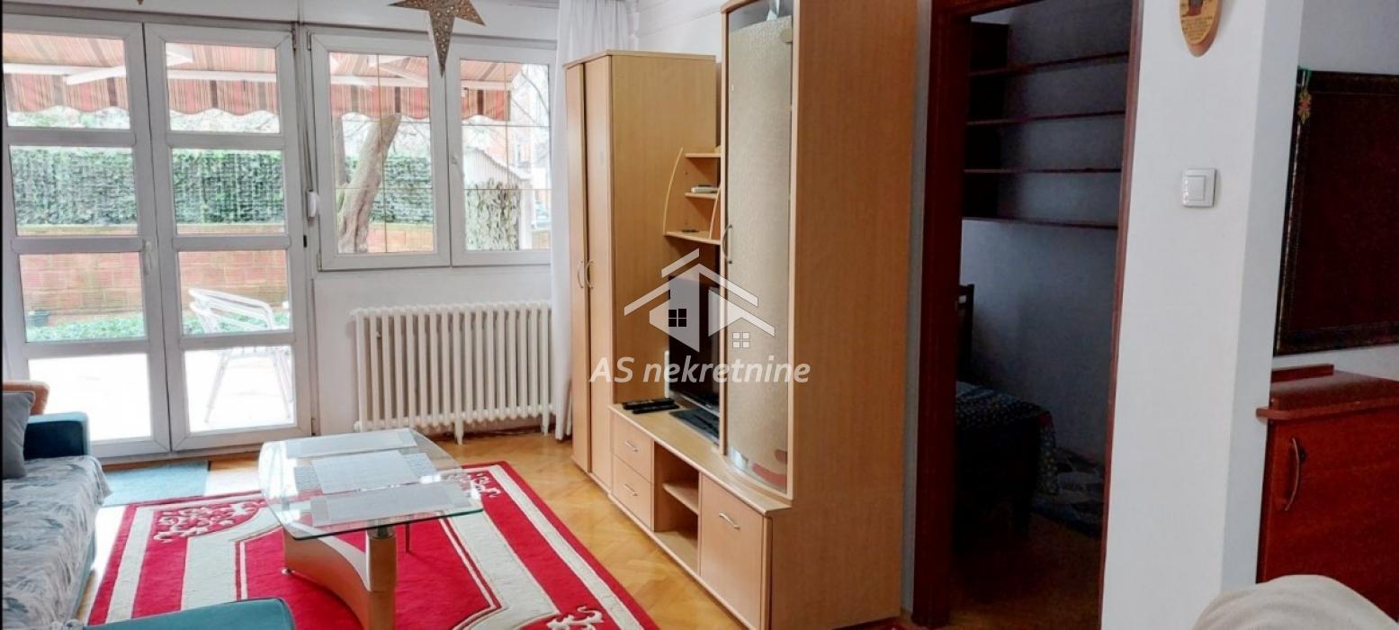 Stan Izdavanje Beograd Stan Izdavanje Beograd Bežanijska Kosa 1 70 m2