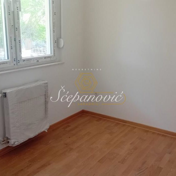 Stan Prodaja Novi Sad  40 m2