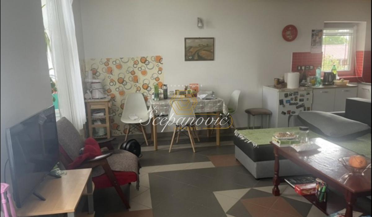 Kuća Prodaja Novi Sad Kuća Prodaja Novi Sad 188 m2