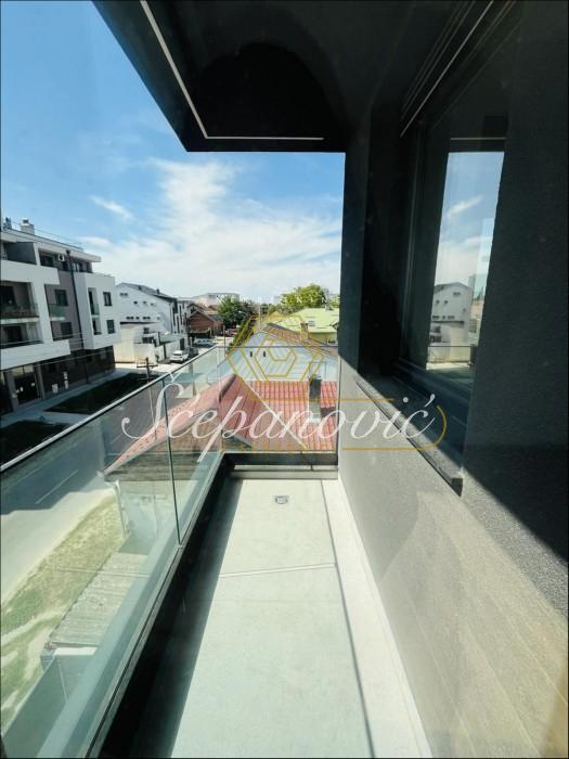 stanovi-prodaja-beograd-qYpNCXriQP Trosoban stan na prodaju, Telep, Novi Sad, 50m², 145.600 €