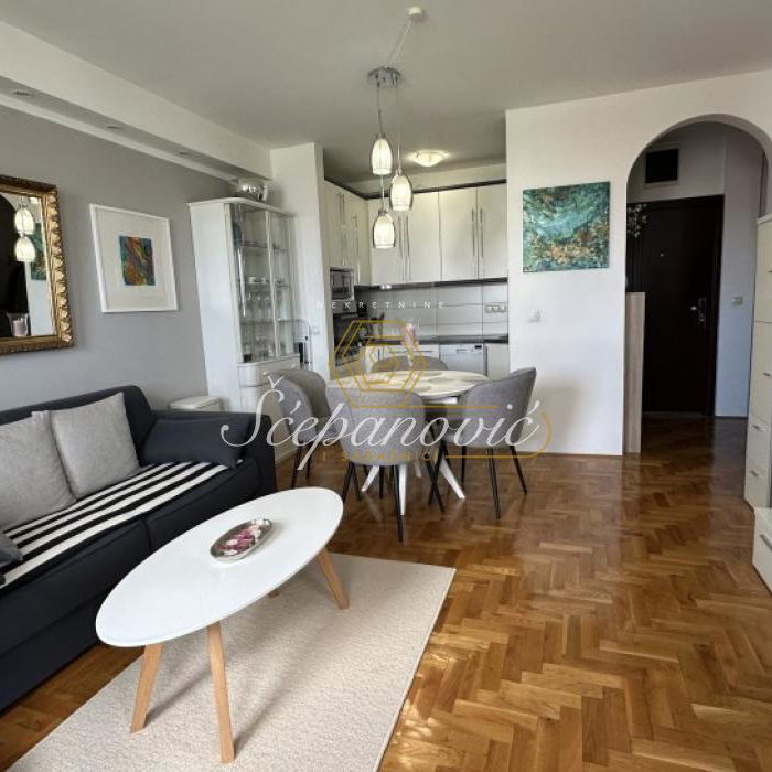 Stan Prodaja Novi Sad  47 m2