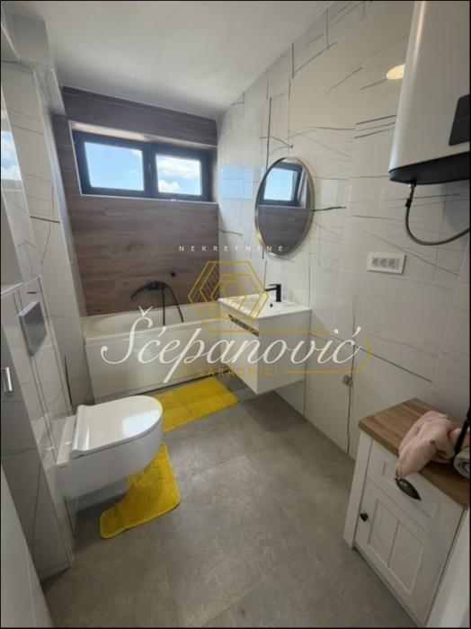 Trosoban stan za izdavanje, Centar, Novi Sad, 73m², 900 €/mes