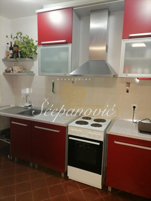 Stan Prodaja Novi Sad  71 m2
