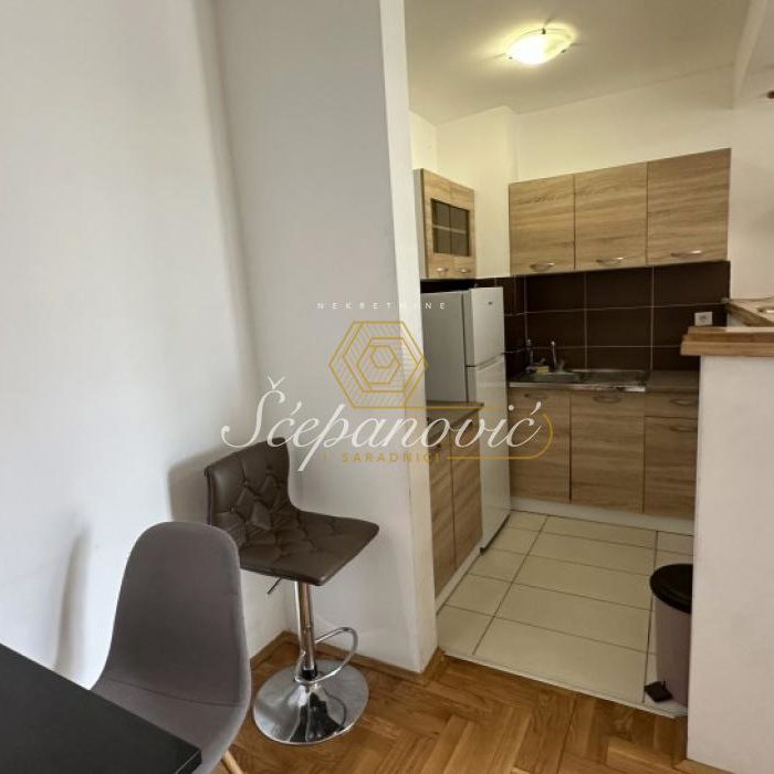 Stan Prodaja Novi Sad  37 m2