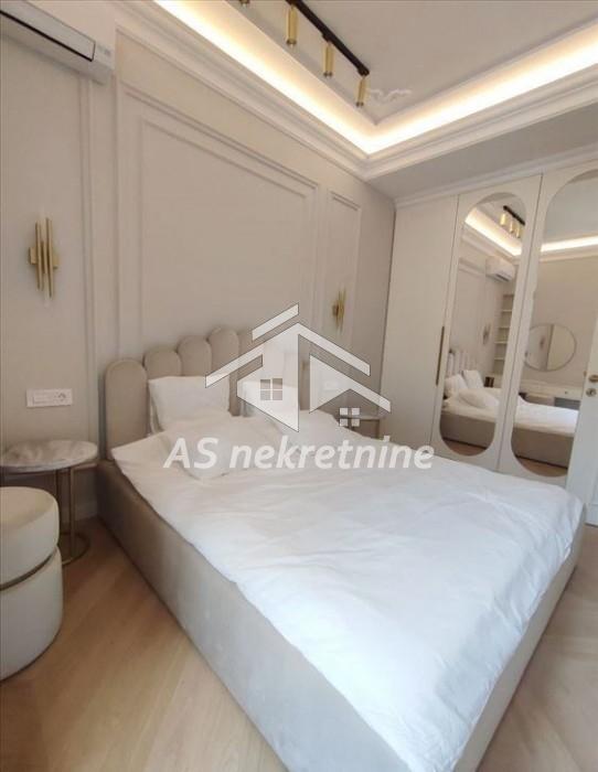 Četvorosoban stan na prodaju, Krunska, Beograd, 100m², 530.000 €