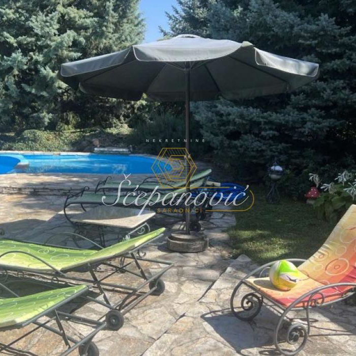 Kuća Prodaja Novi Sad  202 m2