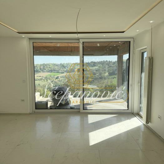 Kuća Prodaja Novi Sad  226 m2