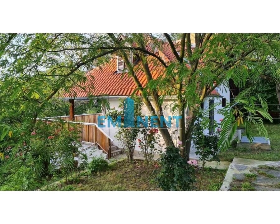 Kuća Prodaja Inđija  172 m2