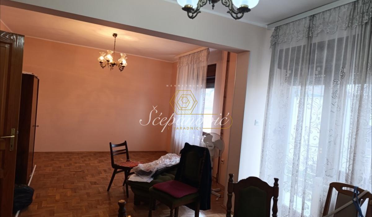 stanovi-prodaja-beograd-zOVaGG82FU Kuća na prodaju, Klisa, Novi Sad, 112m², 291.000 €