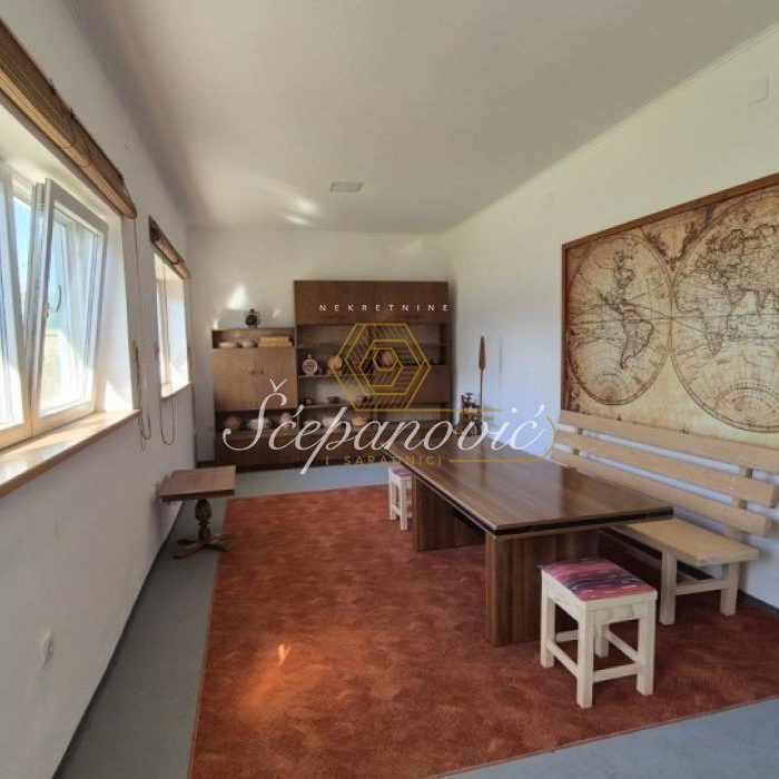 Kuća na prodaju, Bački Gračac, Odžaci, 430m², 145.000 €