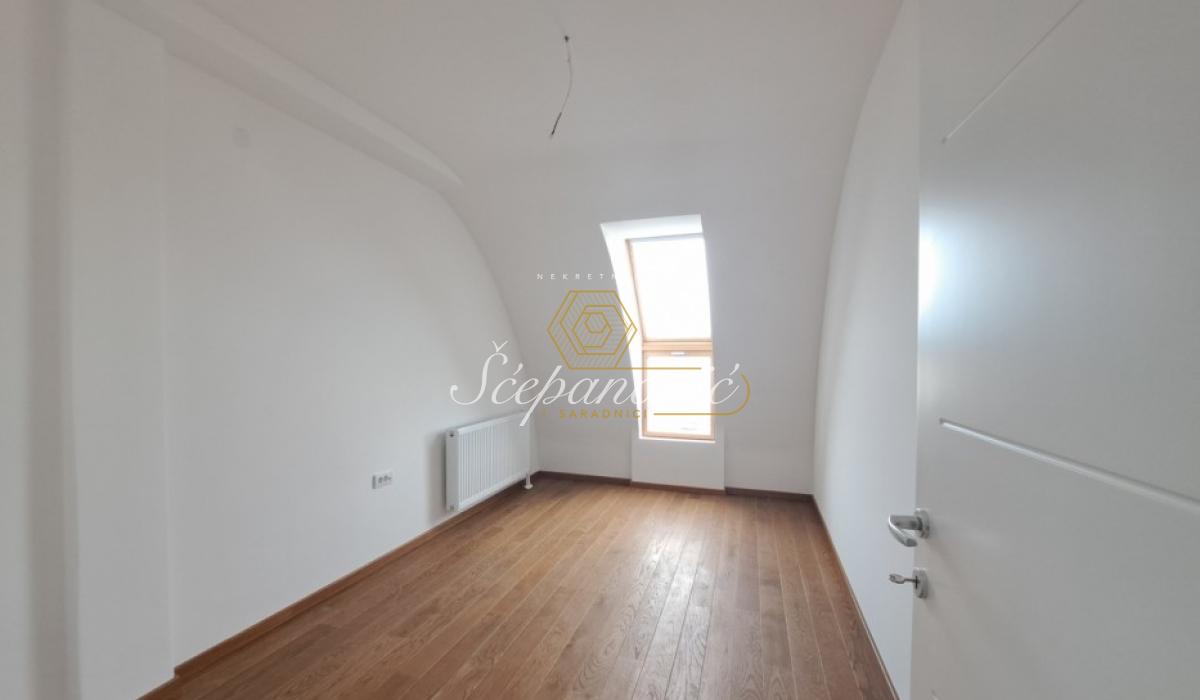 Stan Prodaja Novi Sad  207 m2