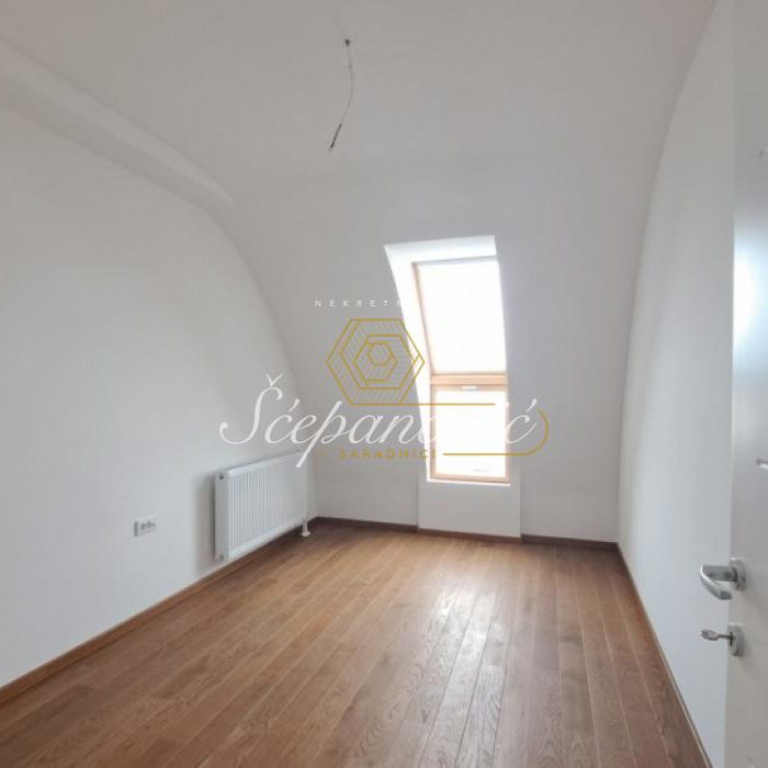 Stan Prodaja Novi Sad  207 m2