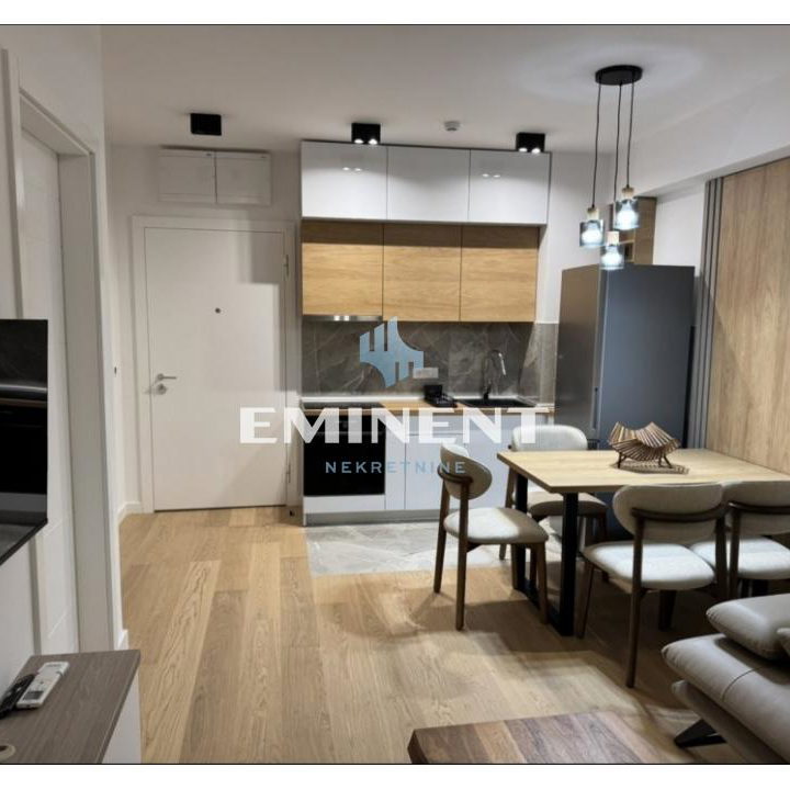 Stan Izdavanje Beograd Blok 65 33 m2
